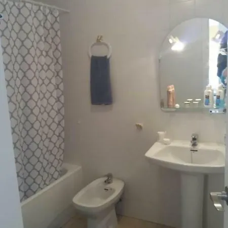 Spacious 4 Bedroom Apartment *